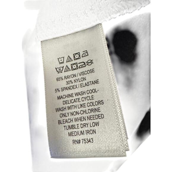 NWT Adrienne Vittadini black square neck line pull over with 3/4 sleeves - Picture 5 of 5